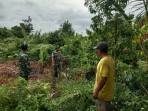 Babinsa Koramil 06/Merbau Gencar Sosialisasi Bahaya Karhutla di Desa Mengkopot