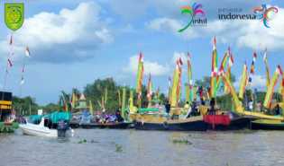 Festival Pompong Hias Sungai Indragiri