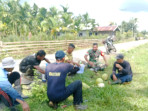 Babinsa Koramil 06/Merbau Tekankan Pentingnya Gotong Royong di Kampung Pancasila