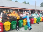 Lurah Concong Luar Muhlis, SE Mengikuti Apel Upacara Hari anak Nasional di Kecamatan Concong