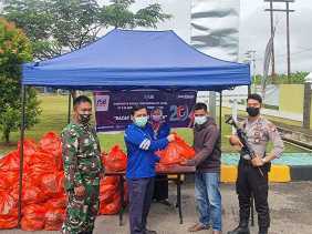 Sambut Ramadhan 1442 H, PT PJB Services Salurkan Bantuan Paket Sembako Murah Bagi Warga