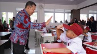 Sekolah Baru, Harapan Baru: Apical dan Pemkot Dumai Resmikan SDN 001 Lubuk Gaung