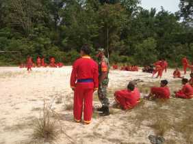 Babinsa Dampingi Pelatihan Silat Tapak Suci