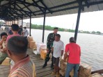 Babinsa Koramil 06/Merbau Pererat Silaturahmi dengan Buruh Pelabuhan di Kampung Pancasila