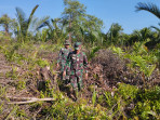 Babinsa Koramil 06/Merbau Himbau Warga Bersama-sama Patroli Cegah Kebakaran Hutan