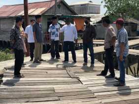 Kondisi Jalan Menuju Masjid Desa Kuala Patah Parang Tidak Memadai