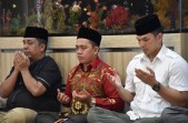 Ketua DPRD Pekanbaru Hadiri Yasinan dan Doa Bersama di Rumah Dinas Wali Kota