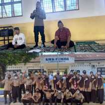 Briptu Julhamadi Munthe Penceramah Program Bina Rohani di SMKS Pemda Rantauprapat