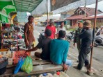 Babinsa Koramil 06/Merbau Perkuat Silaturahmi Lewat Komsos di Kampung Pancasila