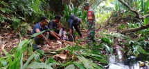 Babinsa Serda C. J. Silalahi Ajak Warga Kampung Pancasila Hidupkan Nilai Pancasila