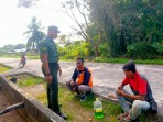 Koramil 06/Merbau Tanamkan Nilai Pancasila Lewat Komsos Bersama Warga