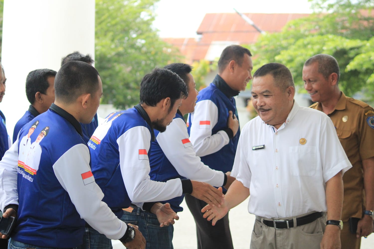 Sekda Lepas Kontingen KORPRI Untuk Mengikuti Porda KORPRI Sumut