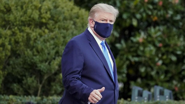 Akibat Terinfeksi COVID-19, Trump Diduga Alami Krisis 2 Hari ke Depan