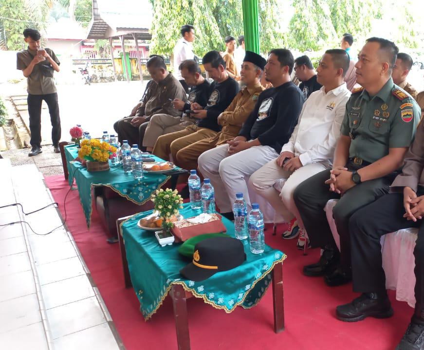 Jaga Stabilitas Pangan, Danramil 02 Hadiri Giat Pasar Murah