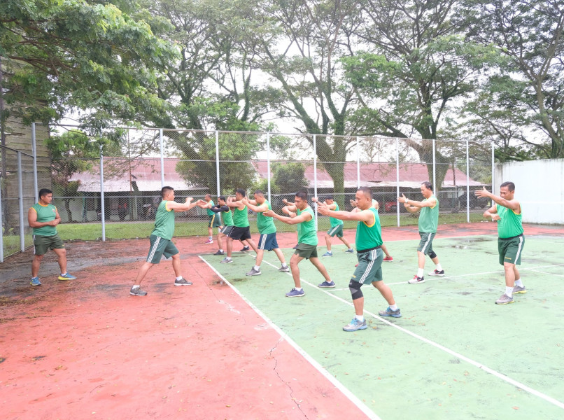 Bertempat di Mako Kodim 0320/Dumai, Personil Ikuti Senam Kebugaran