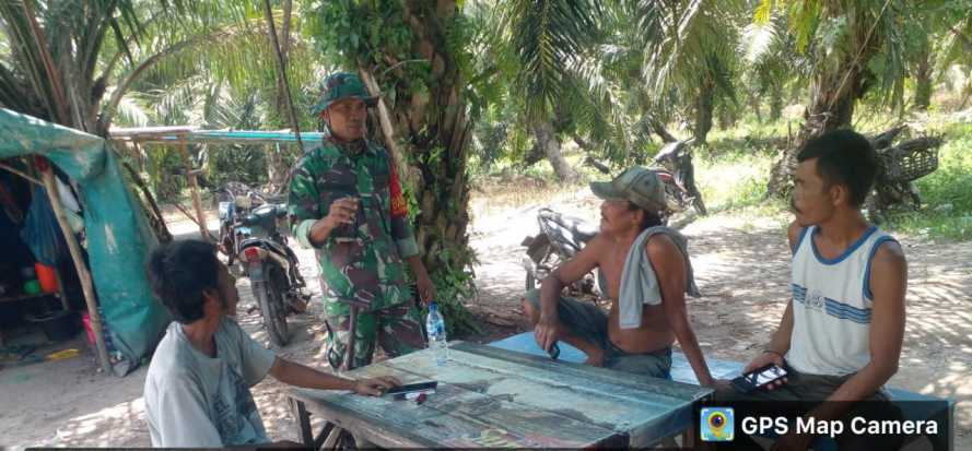 Pelaksanaan Giat Cegah Karhutla Oleh Serda Sugianto