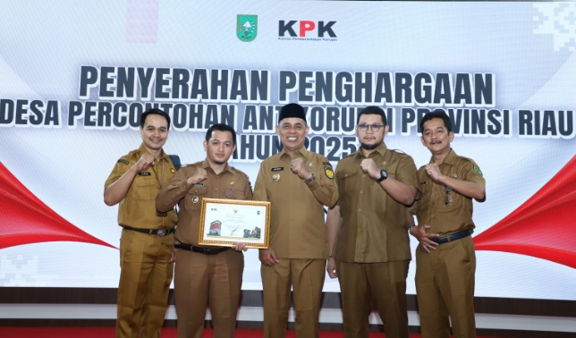 Bupati Apresiasi Sungai Intan yang Raih Penghargaan Desa Percontohan Antikorupsi Provinsi Riau Tahun 2025