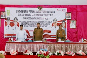 Wakil Ketua I Daeng Ganda Dampingi Bupati Natuna Musrenbang Di Kecamatan BTL