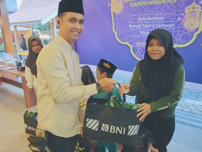 SMSI Kabupaten Inhil Gelar Buka Puasa Bersama,  Pembagian Takjil dan Santunan Anak Yatim