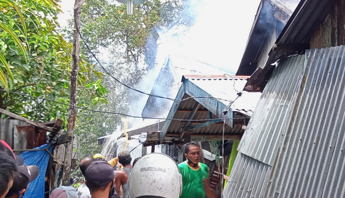 BREAKING NEWS, Pemukiman Warga Kayu Jati Sedang Terbakar