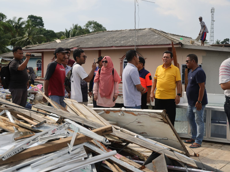 Ansar Gerak Cepat, Kunjungi Lokasi Korban  Puting Beliung di Pulau Kasu Batam