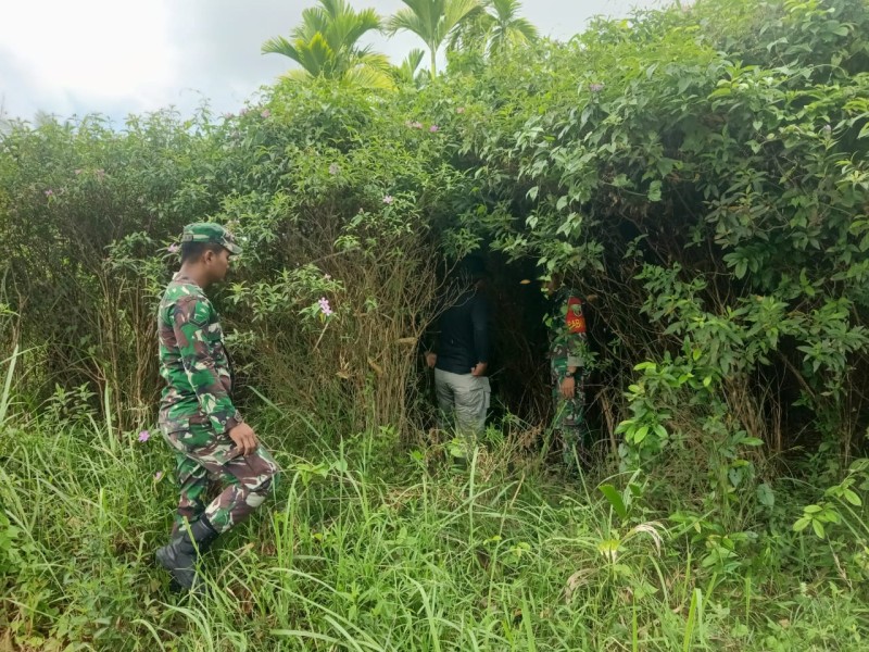 Babinsa Koramil 06/Merbau Intensifkan Patroli Karhutla di Desa Tanjung Kulim dan Sampaikan Himbauan