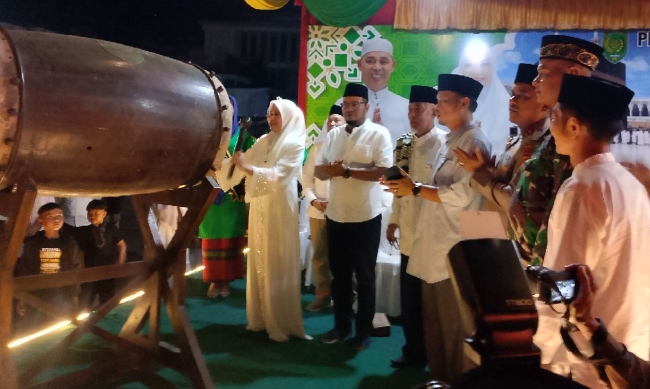 Ketua DPRD Inhil Hadiri Malam Pawai Takbir Idul Adha 1447 H di Tembilahan