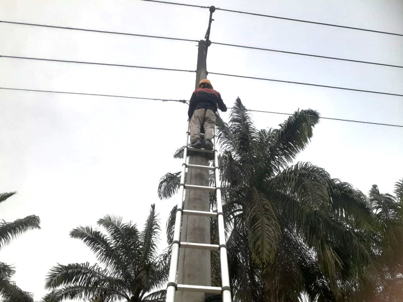 Jaga Kualitas dan Layanan, PLN Icon Plus Rapikan Jaringan FO di Kabupaten Siak