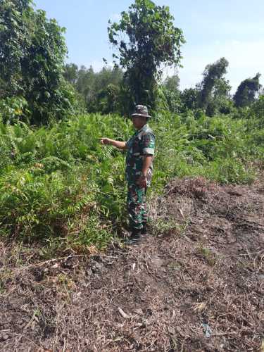 Babinsa PWK 04 Patroli di Wilayah Binaannya