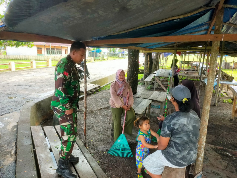 Praka Rahmad Babinsa Koramil 06/Merbau Ajak Warga Teluk Belitung Hidup Rukun di Kampung Pancasila