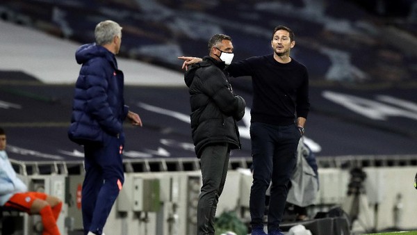 Lampard Akui Taktik Mourinho Lebih Hebat