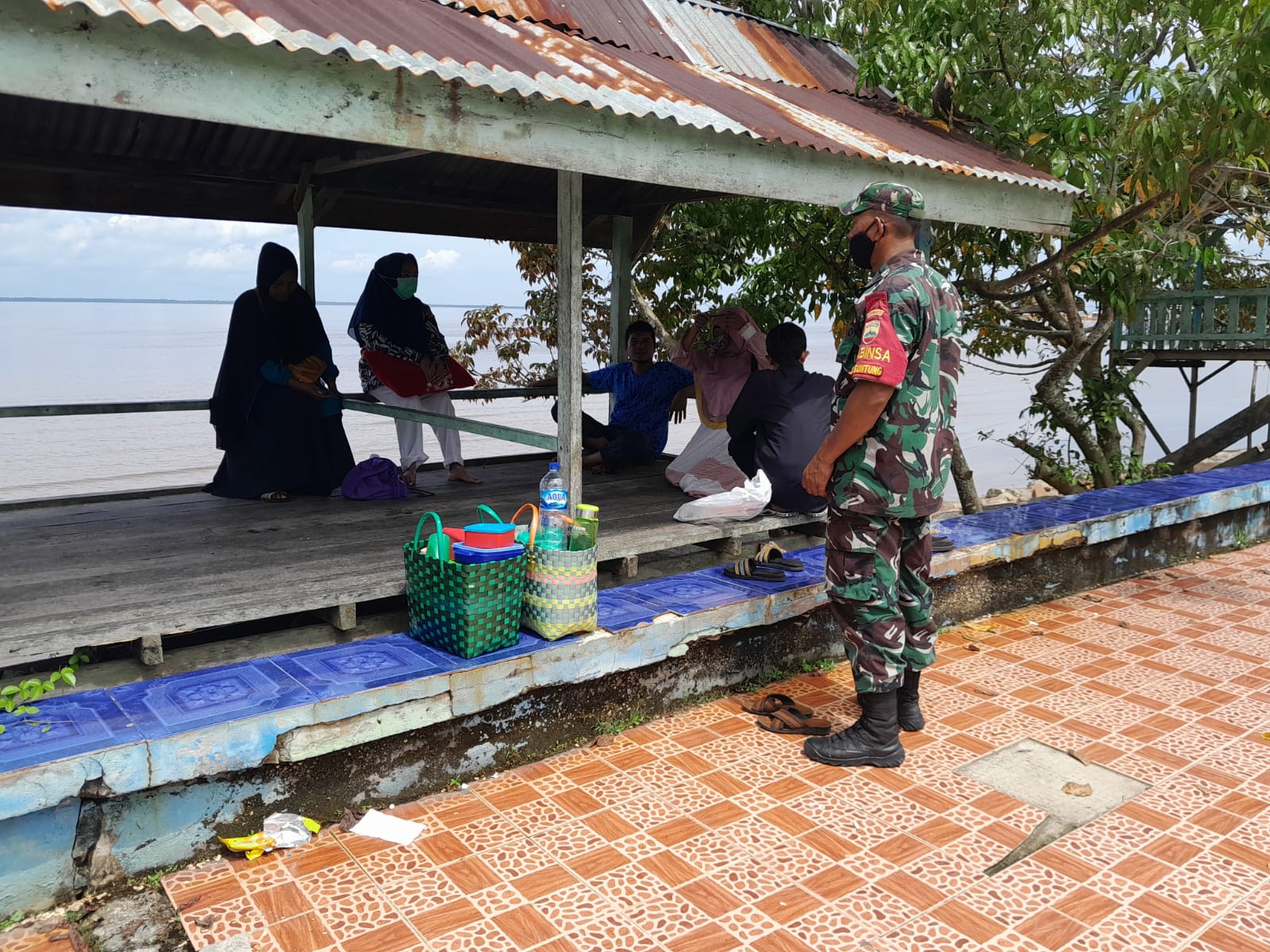 Babinsa Terus Laksanakan Sosialisasi Pencegahan Covid-19