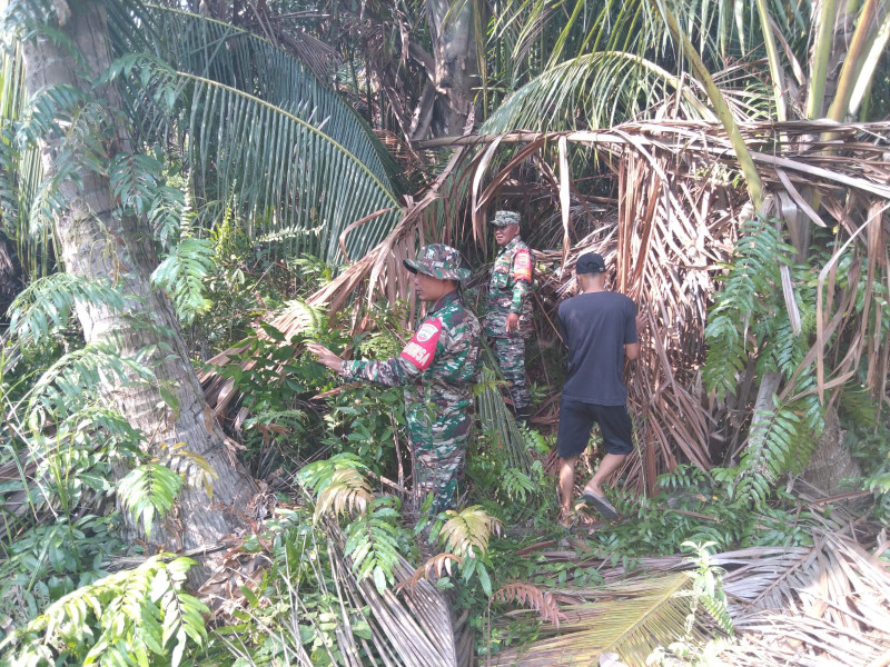 Sosialisasi Pelda A Nababan Kepada Masyarakat Terkait Karhutla