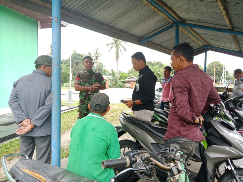 Babinsa Koramil 06/Merbau Ajak Warga Amalkan Nilai Pancasila di Kampung Pancasila