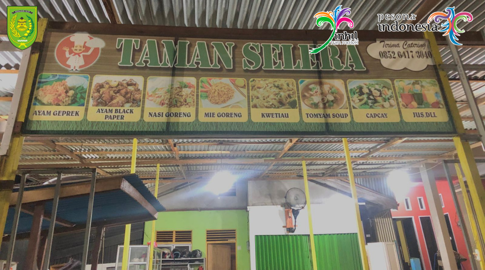 Rumah Makan Taman Selera Semampau, Nasi Goreng Ayam Black Papernya Bikin Nagih