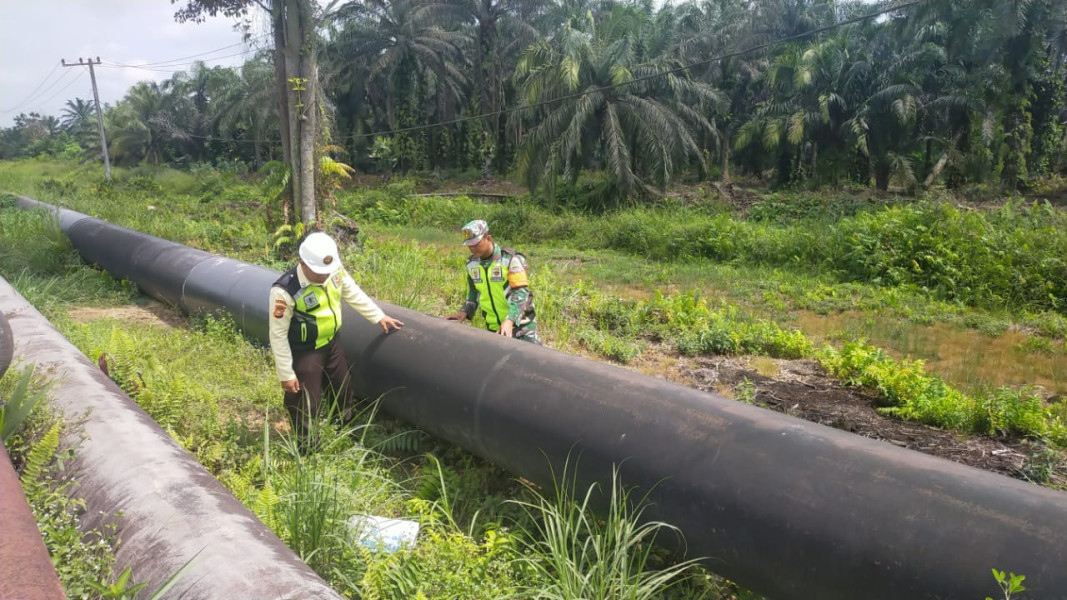 Babinsa Koramil 03 Tingkatkan Keamanan Objek Vital Negara di PT Pertamina