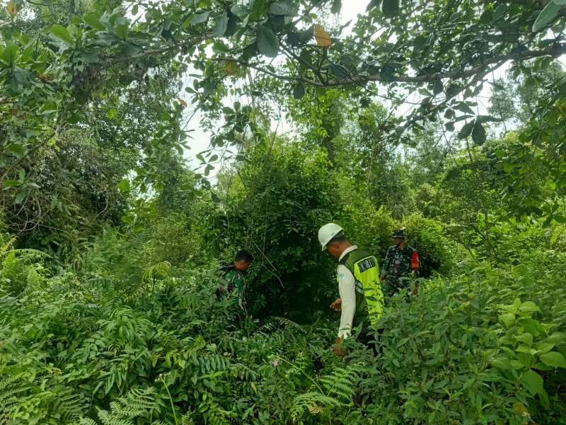 Komsos dan Patroli Karhutla Babinsa Koramil 06/Merbau, Langkah Proaktif di Desa Selat Akar