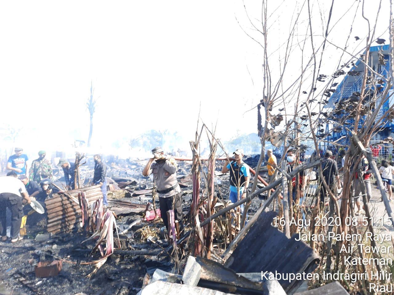 Perumahan Karyawan PT Pulau Sambu Guntung Terbakar