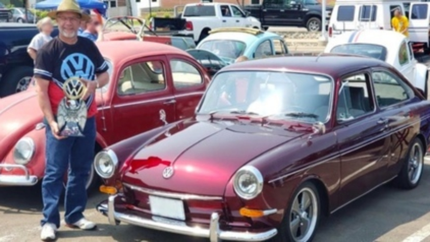 Pemilik Awal Mobil Klasik Ini Bertemu Lagi setelah 38 Tahun Terpisah