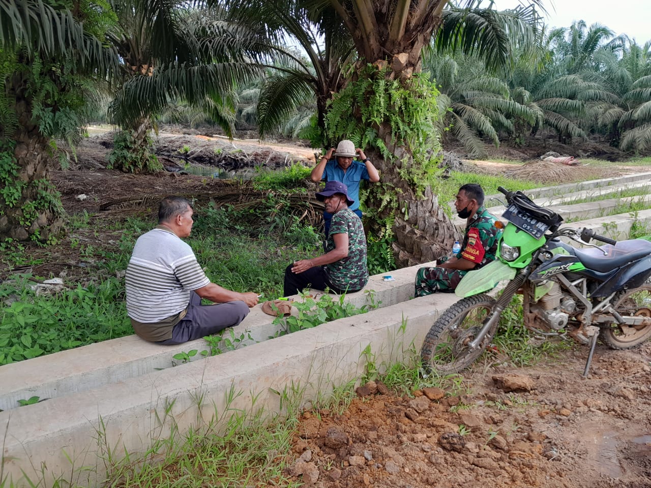 Giat Rutin Sertu M.Aslim Cegah Karhutla