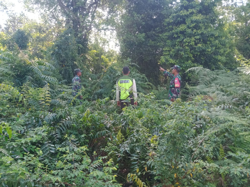 Guna Pencegahan Karhutla Lebih Besar Gaungnya, Babinsa Koramil 06 Merbau Turut Mengajak Masyarakat Berpatroli