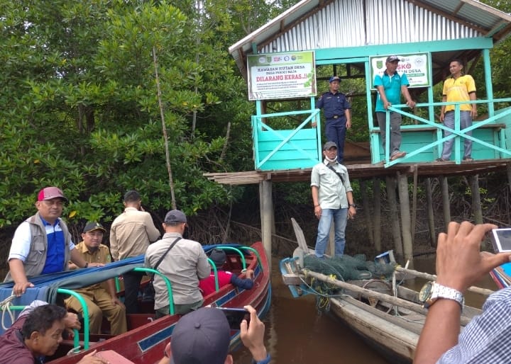 Yayasan Mitra Insani Dampingi 4 LPHD Jaga Hutan Desa di Kuindra