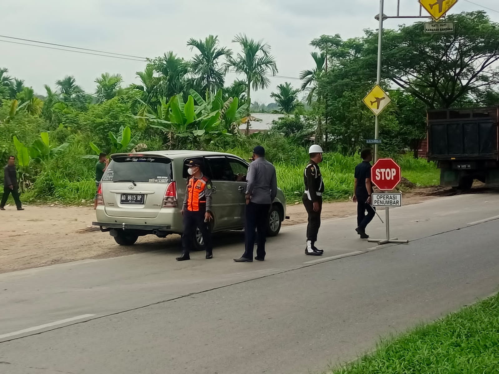 10 Personil Dishub Dumai Diterjukan Dalam Operaasi Penertiban Kendaraan Angkutan Barang