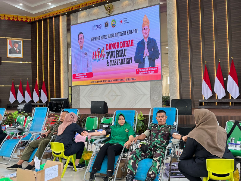 Gandeng Korem 031/Wirabima, Bakti Sosial Donor Darah Agenda Pembuka HPN 2025 di Riau