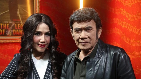 Setelah 39 Tahun Pisah, Rhoma Irama Gandeng Rita Sugiarto Lagi