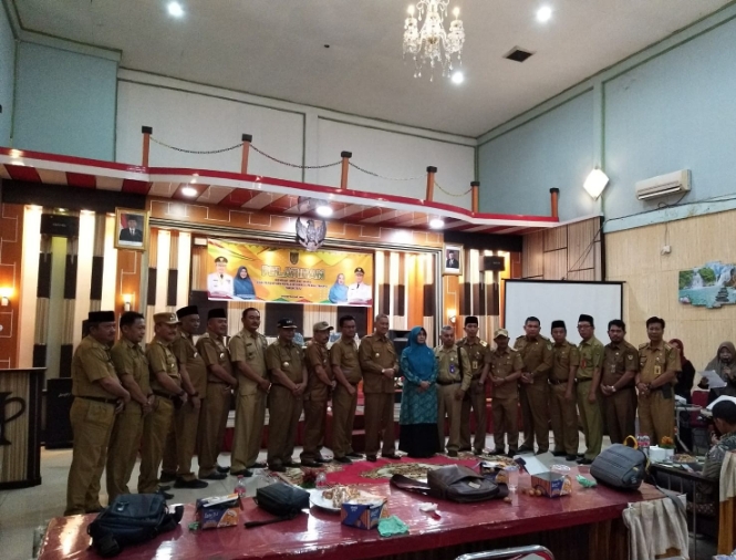 Pelatihan Buat Amplang Tahap II DP2KBP3A Inhil Diikuti Perwakilan 4 Kecamatan