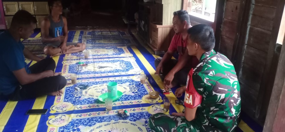 Babinsa Koramil 06/Merbau Tanamkan Nilai Pancasila