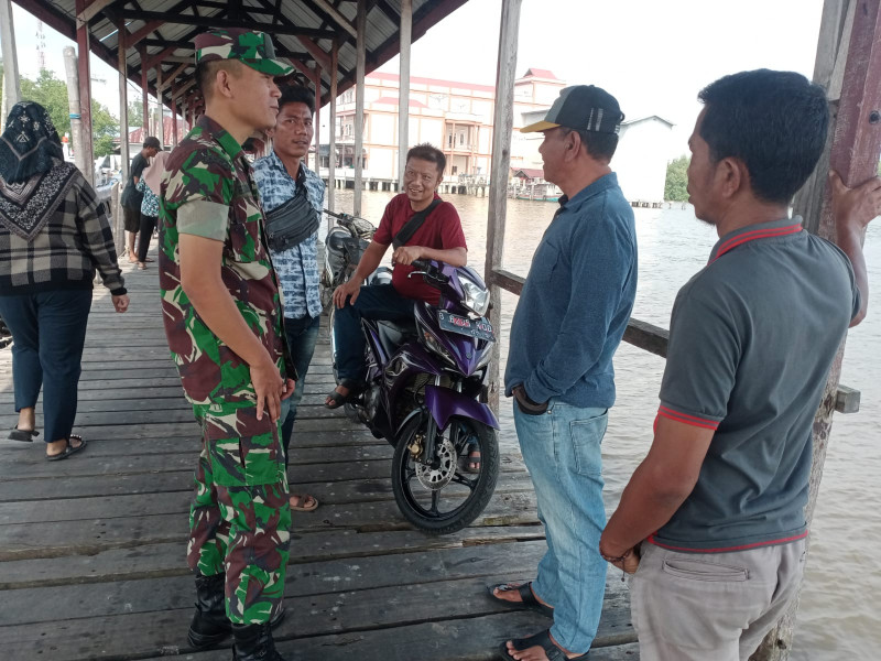 Serda Engki Tarnando Komsos Dengan Warga Binaan di Kampung Pancasila