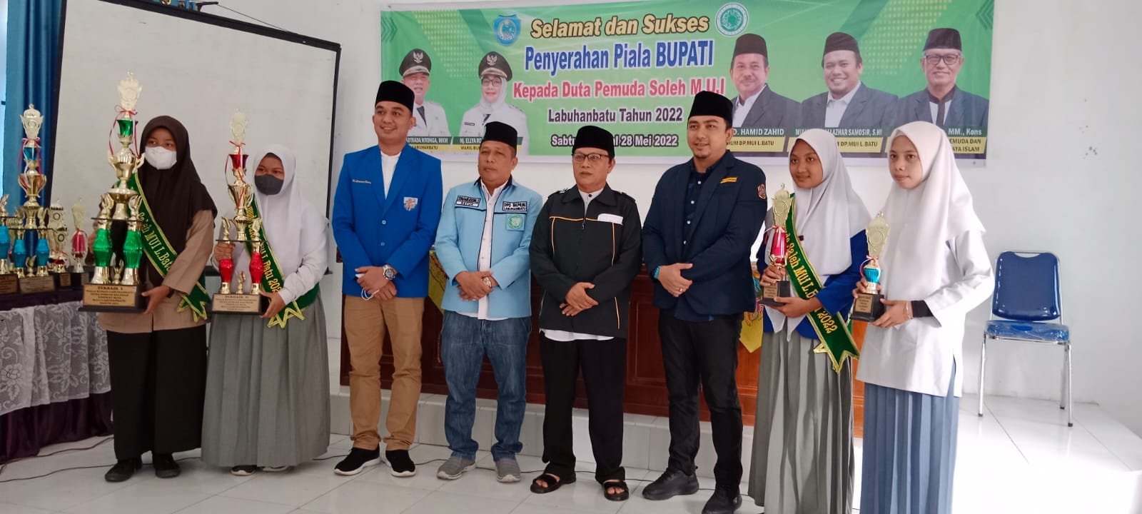 Ketua Katar Hadiri Penyerahan Piala Bupati Untuk Pemuda Soleh MUI Labuhanbatu