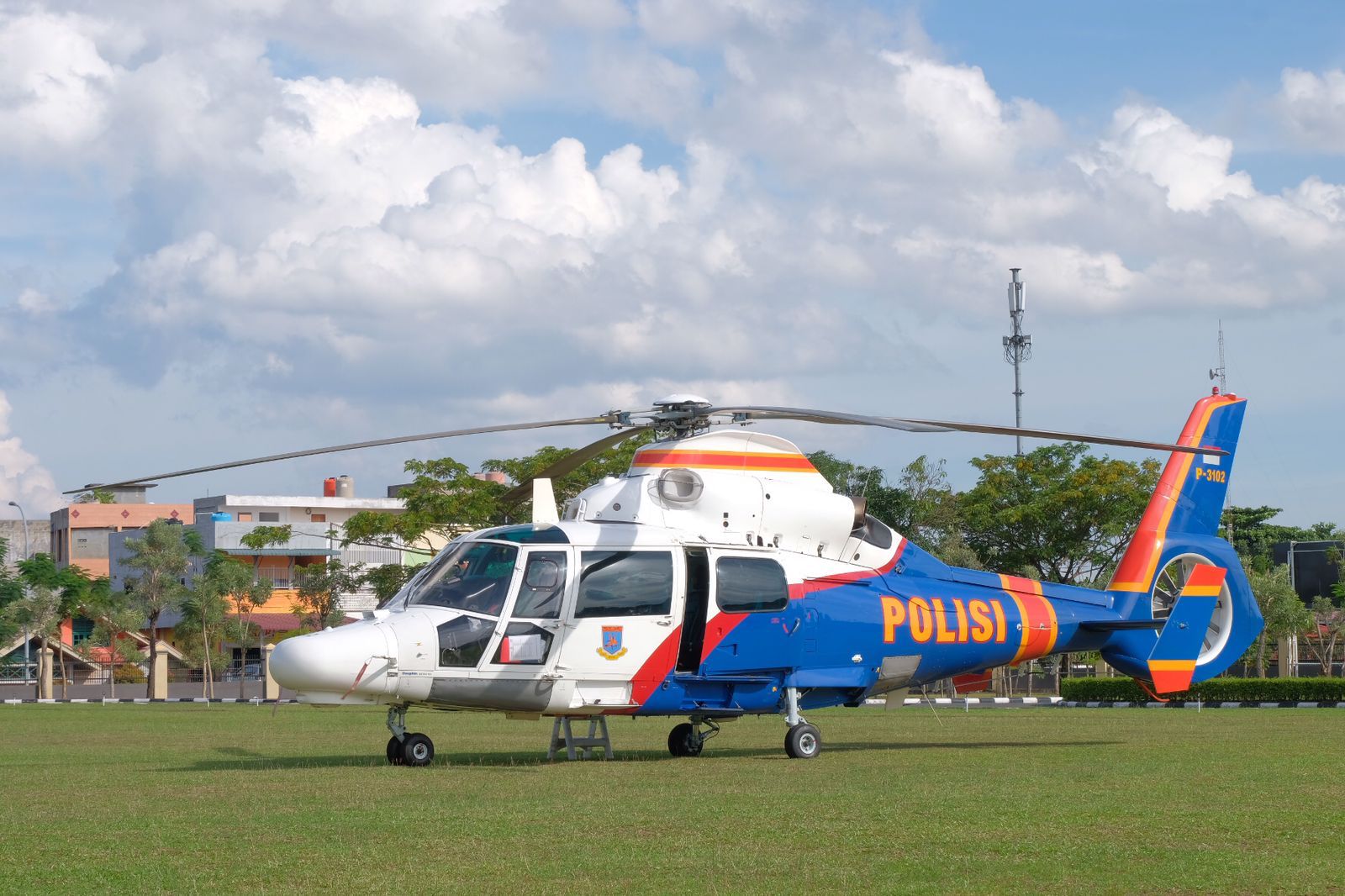 Mabes Polri Kirim Helikopter untuk Polda Riau Atasi Illegal Logging